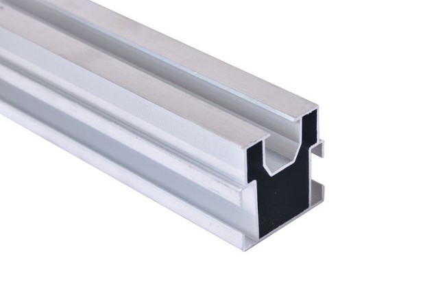 Aluminium balk met dubbele kamer 2200x40x40 mm