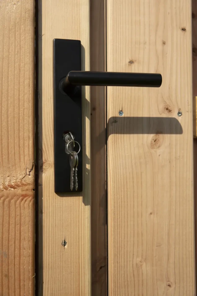 RVS luxe deurbeslagset zwart gecoat. SKG keurmerk met slotkast, cilinder, slot en duimen.