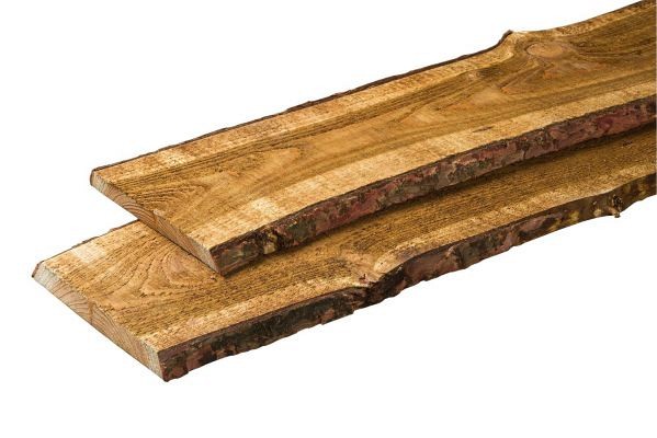 Grenen schaaldeel fijnbezaagd, 1,9 x 12-20 x 250 cm, groen geïmpregneerd.