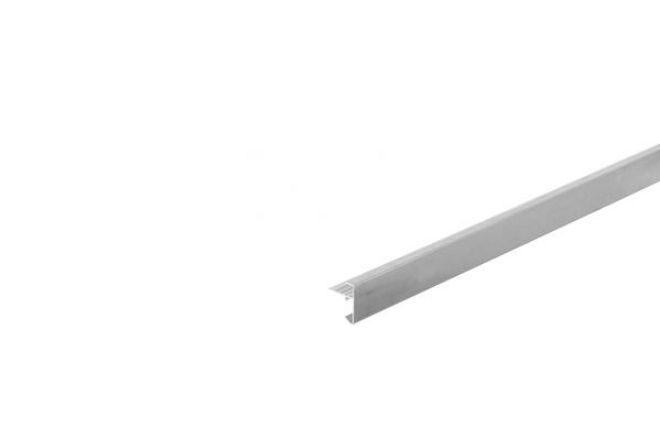 Aluminium daktrimset recht t.b.v. plat dak, maximale dakmaat 400 x 400cm.