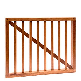 Hardhouten spijlenhek/ -poort, 100 x 80 cm. Frame 4,5 x 7 cm, spijlen 2 x 3 cm.